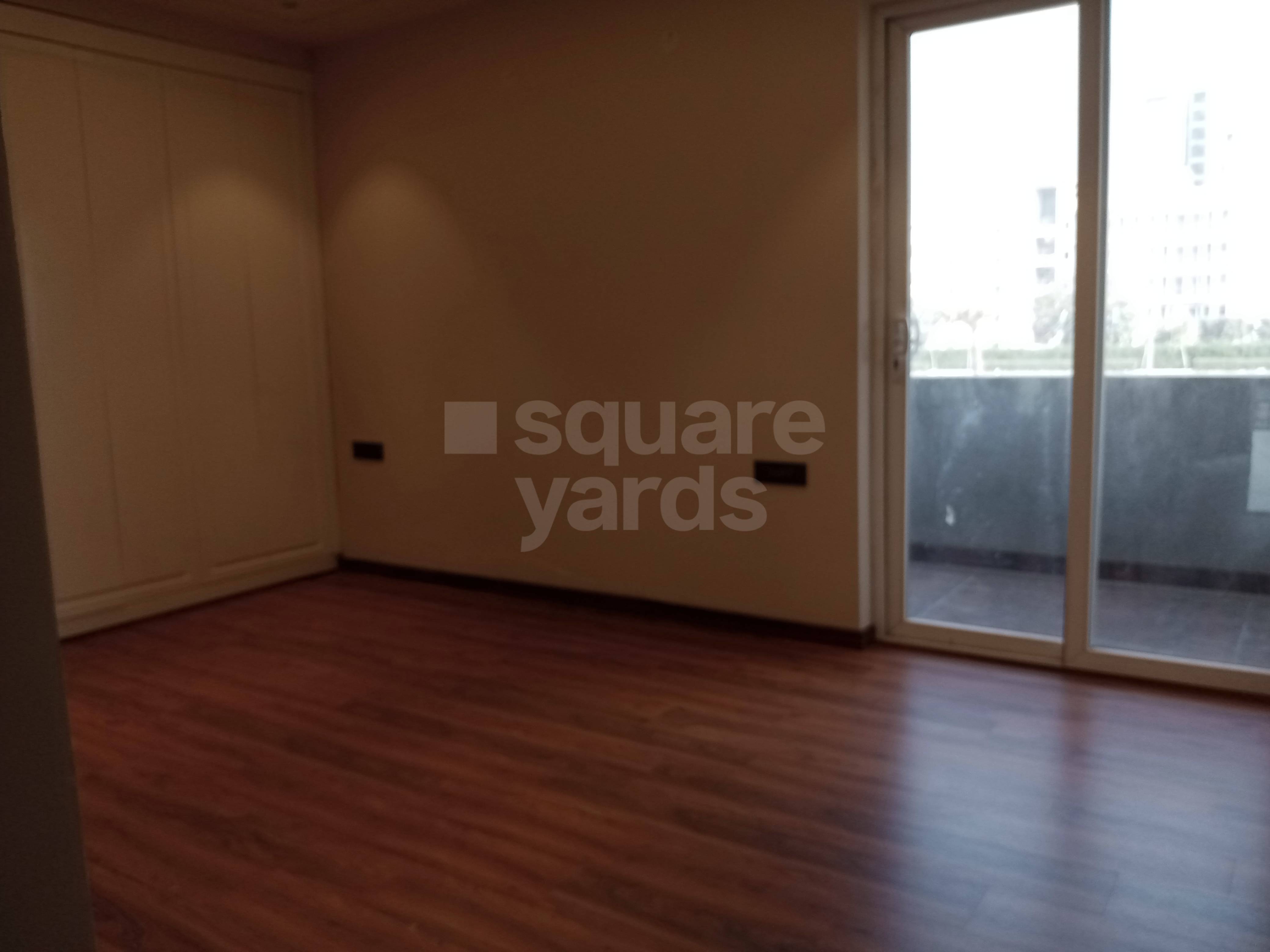 Resale Bedroom Sq Yd Builder Floor In Bptp Eden Estate Sector