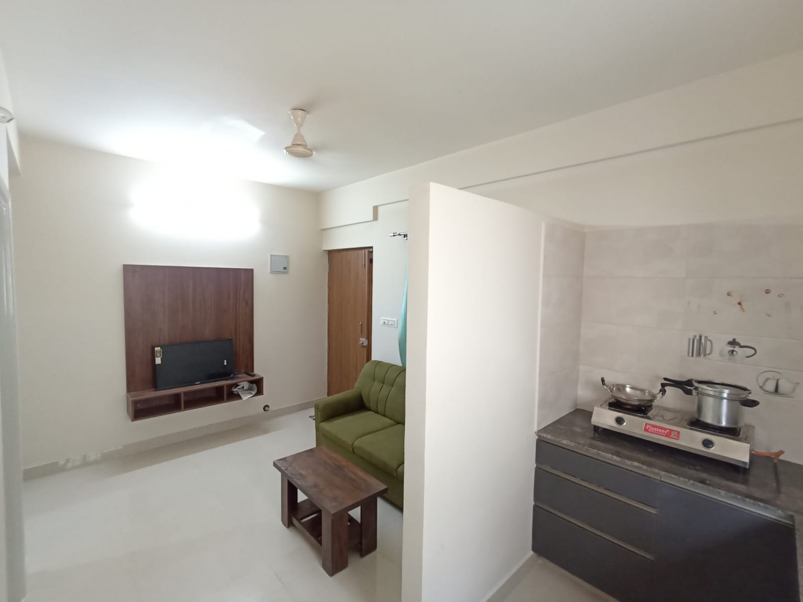 Rental Bedroom Sq Ft Apartment In Iti Layout Bangalore