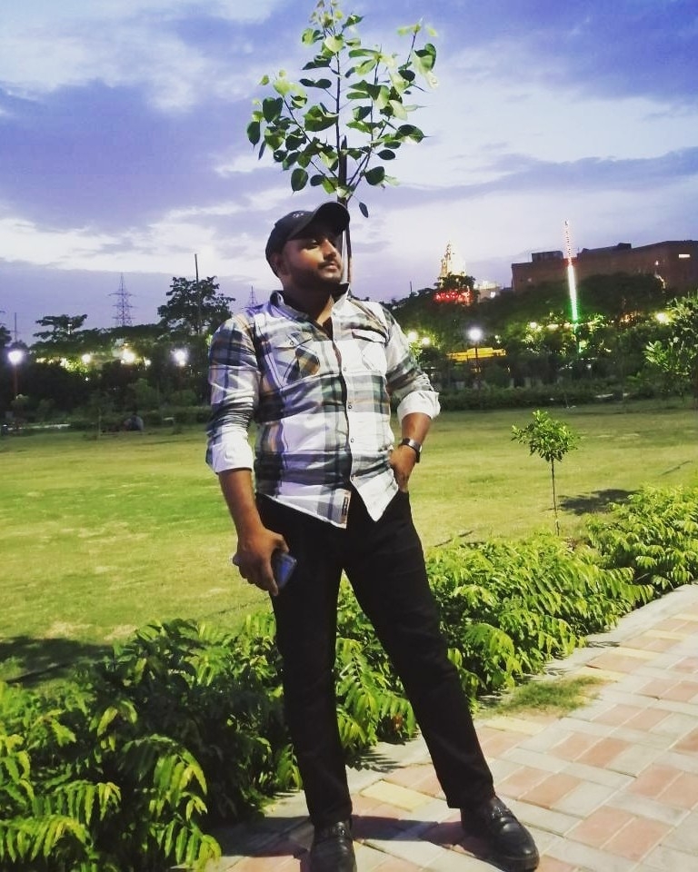 Rental 2 Bedroom 750 Sq.Ft. Apartment in Arun Vihar Sector 37, Sector