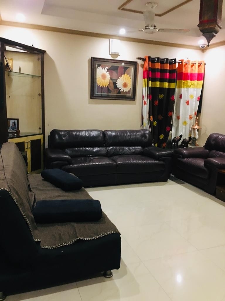 Rental 6 Bedroom 3200 Sq.Ft. Villa in Vishesh Khand, Gomti Nagar