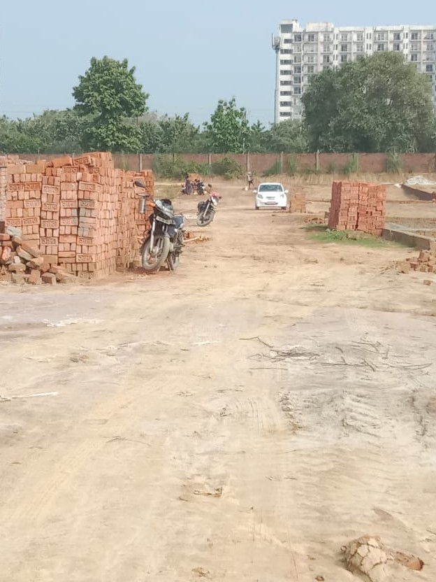 Resale 4 Bedroom 1000 Sq.Ft. Independent House in Matiyari Lucknow