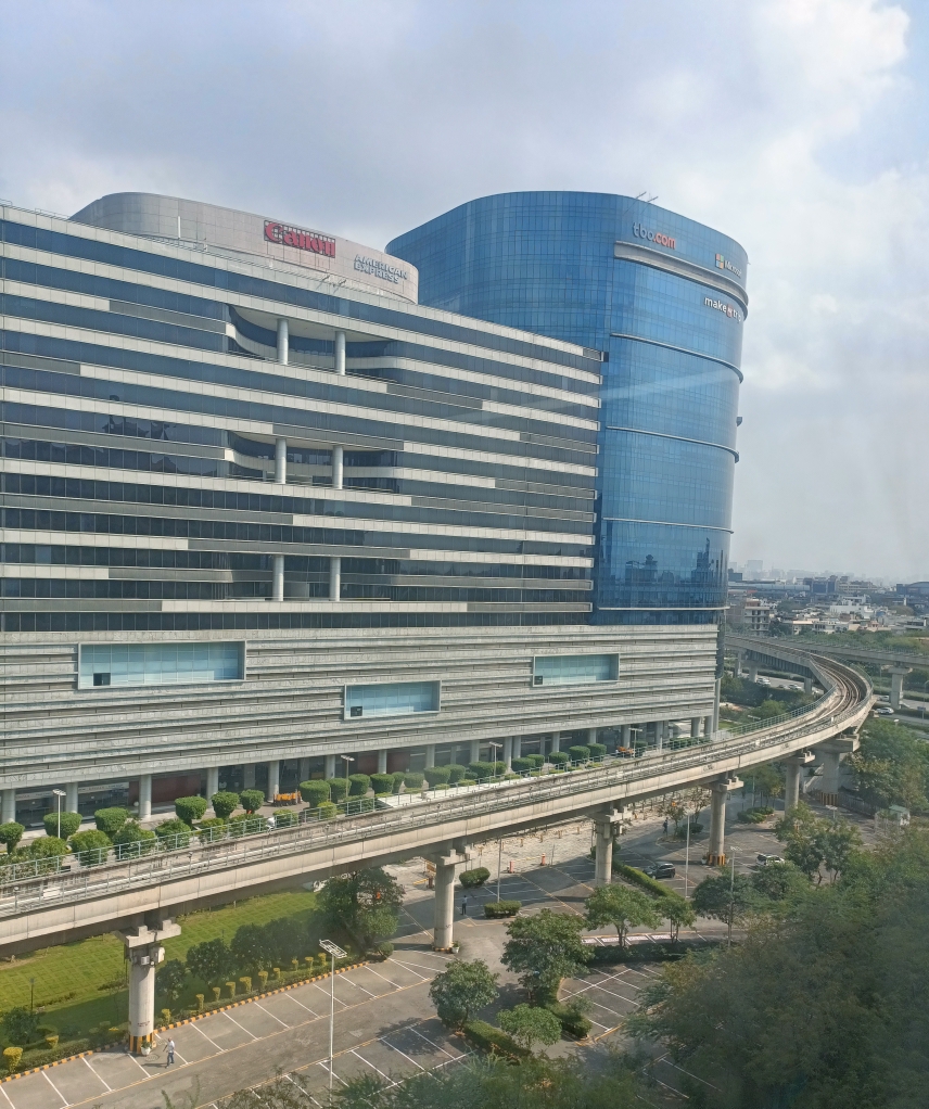 DLF Summit Plaza in Sector 54, Gurgaon Price on Request Floor Plans