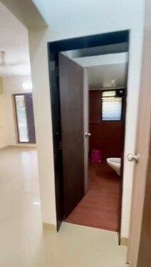 Are you looking for flat to Rent in Mumbai ?
2BHK in JUHU 
Contact for mire