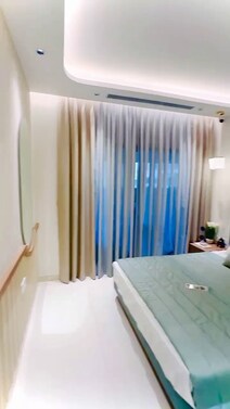 Borivali West Lodha 3bhk 4bhk any one interested contact me 