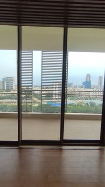 M3M Golf Estate, The Golf centric property. Sale & rent

Contact for more information 
9339374042
