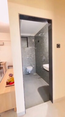 @Ambernath
1 Bhk & 2Bhk Available 
Please call me ,Dilip :
7738083701
7821900811
