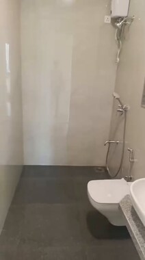 3 BHK FLAT AT MULUND 
1125 CARPET AREA
