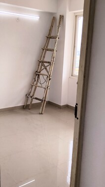 Newly possession. 3 BHK Apartment Available for Rent 