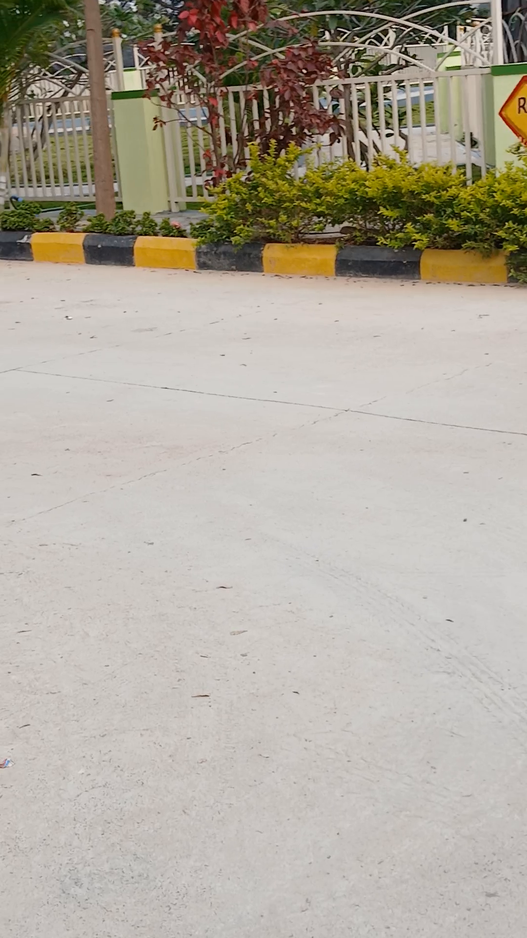 Independent Houses
Starting from 29 Lakhs,
Bank Loan, House will be Handedover in 6 Months
 9032575783