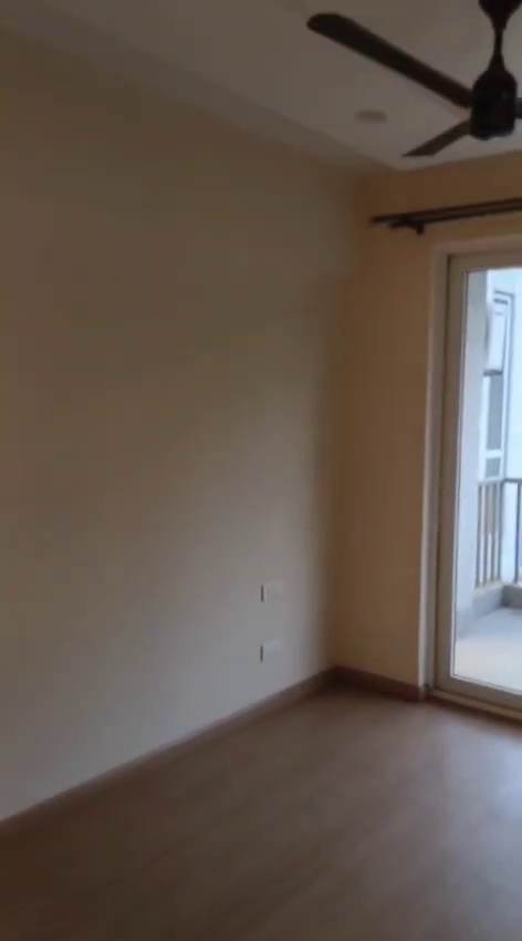 Available for sale 4bhk servant in the palm drive palm terraces sector 66