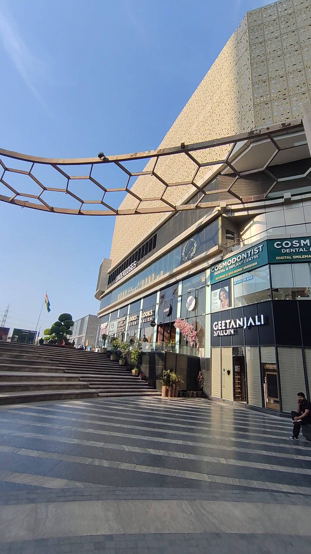 Commercial shop available for lease and sale