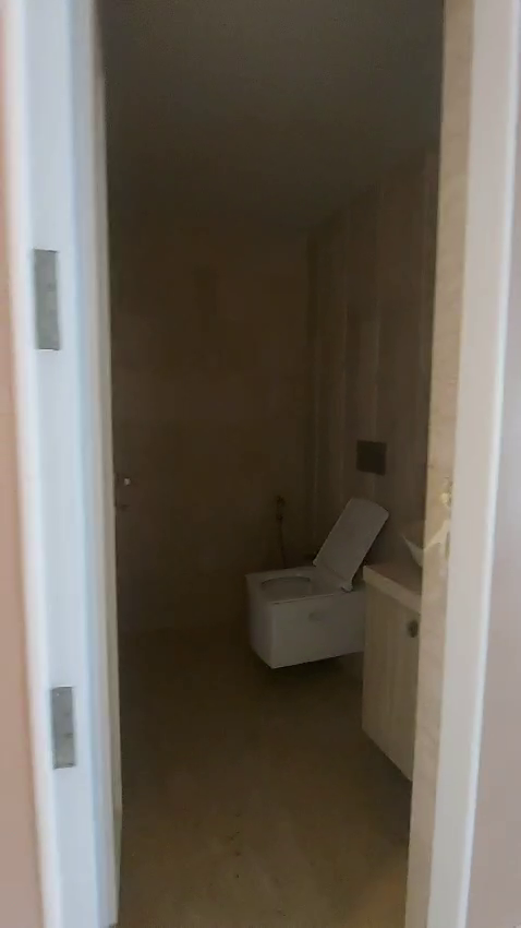 4BHK for RENT
Location Gulmohar road No.9 Juhu
Condition SEMI-FURNISHED
Carpe