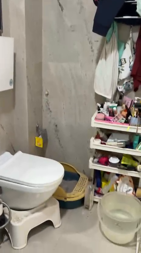 Available rental fully furnished flat 
Rent - 45k
Deposit - 1lakh
Location- sher e Punjab