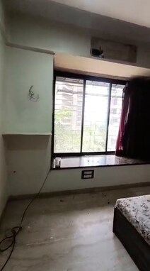 Mercury Apartments, Lokhandwala Complex: ₹95 K, deposit 2 L. Fully furnished, 