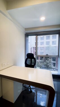 Available Office space Mongipa Arcade DN nagar andheri west mumbai 
Starting price 70 lakh only 