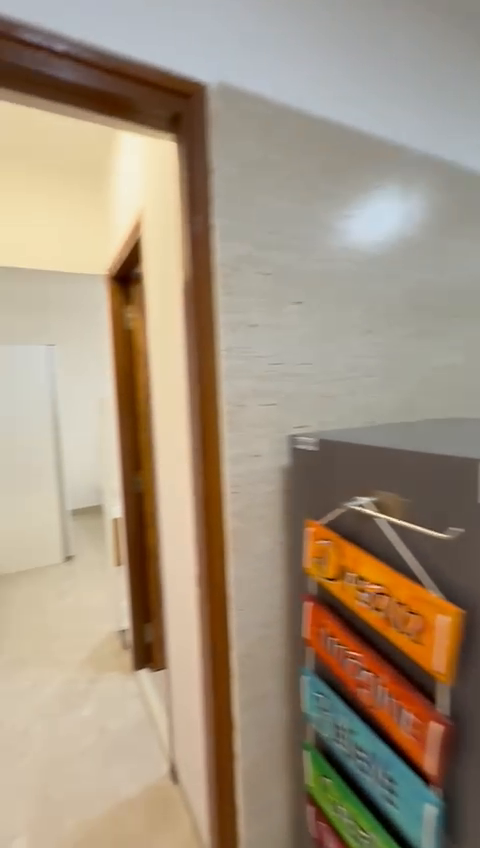 2bhk flat for rent in platinum tower in model town andheri west Mumbai Rent 1 lakh 