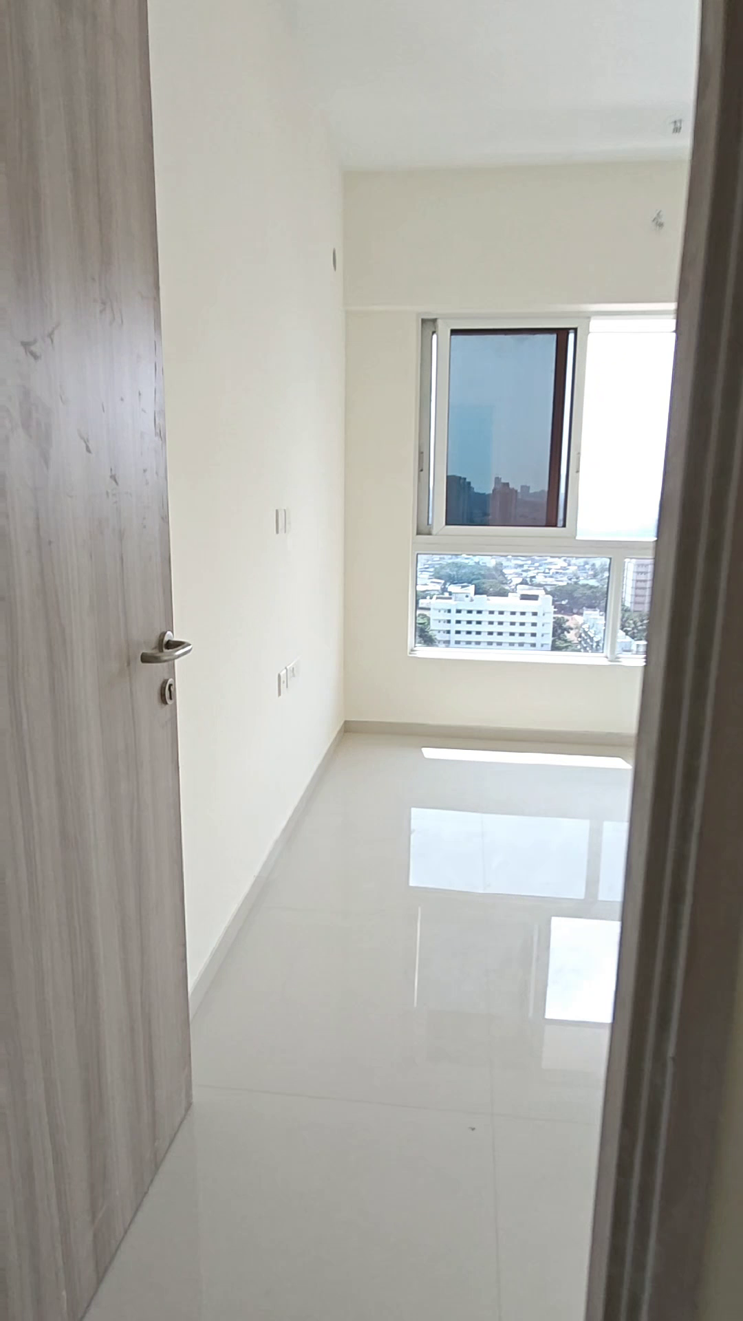 Ready to move 3bhk on Sale in newly constructed Wadhwa Tw Gardens Thakur village, Kandivali East 