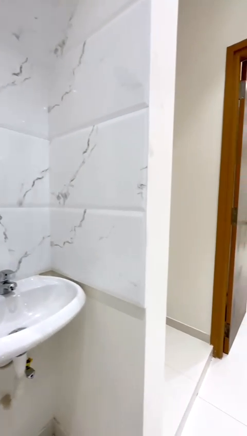 1/2/3/4 Luxurious Apartments More details Call 93211 30229