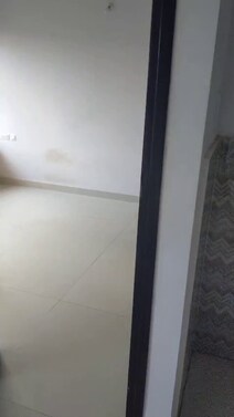 Low budget 1bhk rent 13k ng regency. Semifurnished, balkum , nr Dosti west country. C anytime 