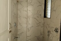 1Bhk flat for sale in Tilak Nagar . O.C Received property with Car parking. price 1.25cr Negotiable 