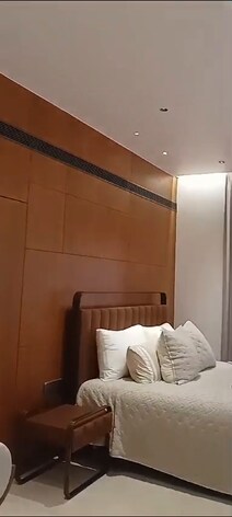TRIPLEX VILLAS READY TO MOVE 5cr to 12cr @Attapur cnt me details: 7989569651.