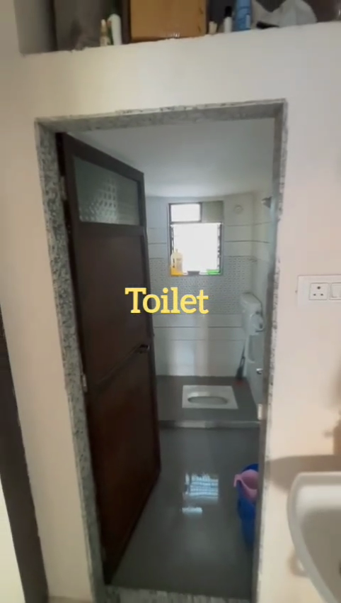 2 bhk Flat For Rent, Semi furnished flat.