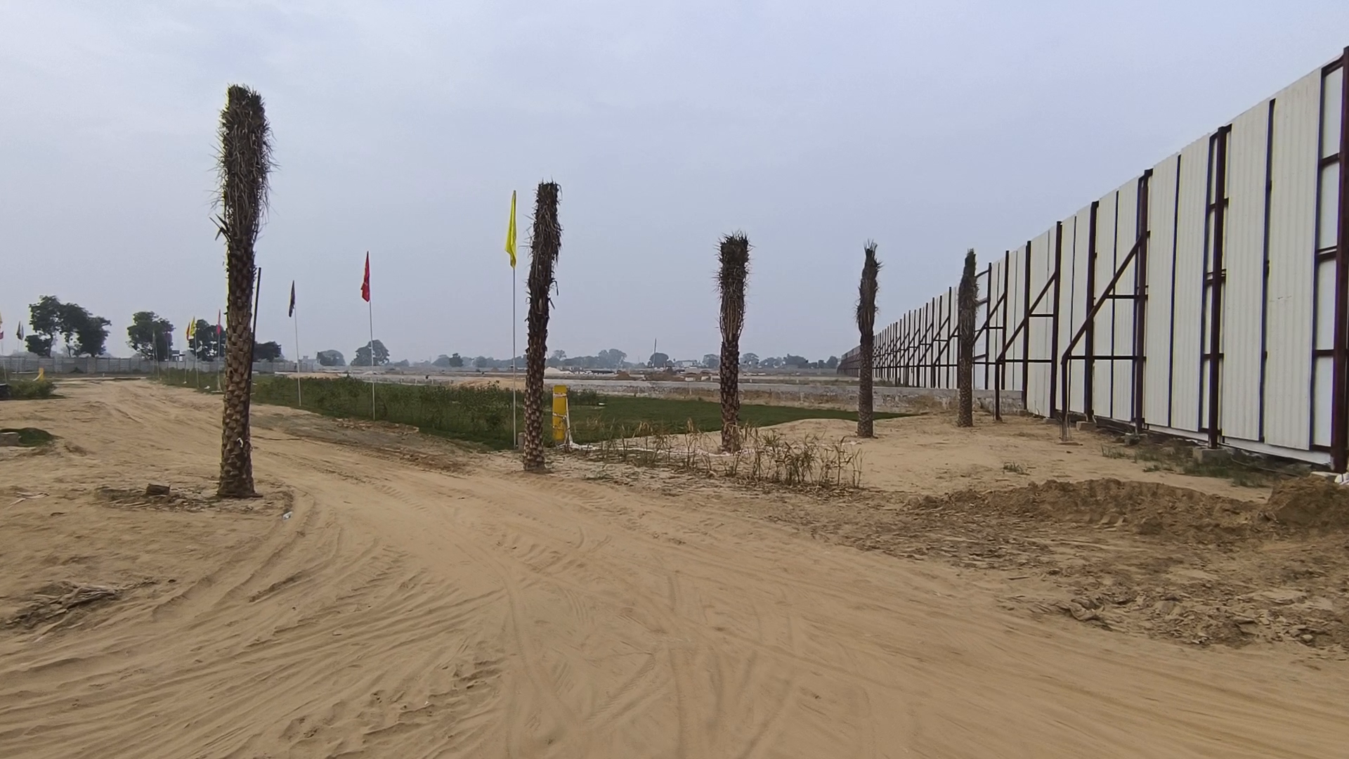 Start plots  92sqyrd  to 179sqyrd in gated society Sector 3 Pataudi More Details Call 9355261313