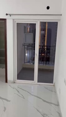 4BR flat for rent in Ace Divino Sector 1 Greater noida west 
Rent 40k including maintenance
