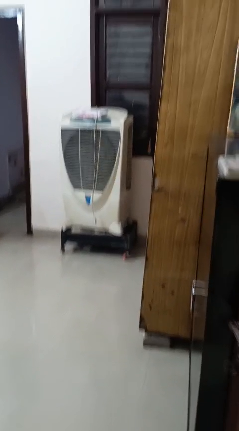 3 bhk flat for sale in Balaji enclave govindpuram Ghaziabad 
Demand- 35 lac 
Contact- 9560676460