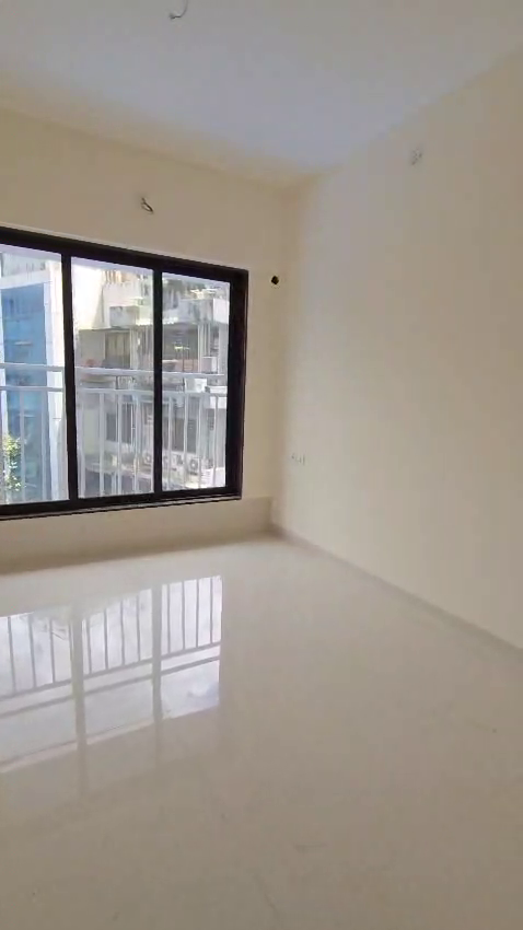 Tilak nagar bharati Aarambh chs 700 carpet for sell 2.10 cr with parking it's very good deal 🤝