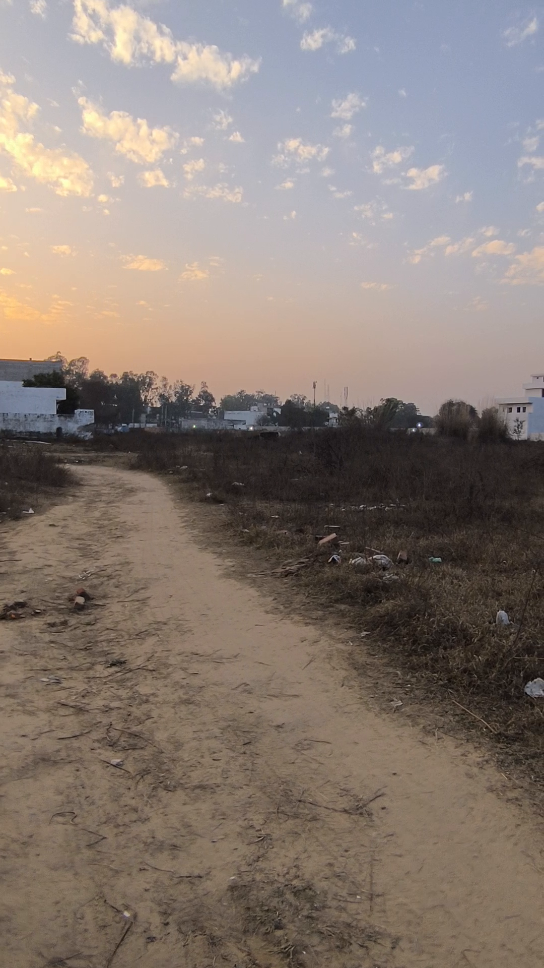 165Sqyrd Plot In Haily Mandi Pataudi Only @45L Immediately Contact Us 9355261313