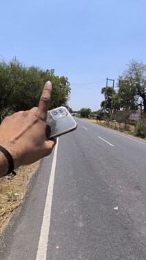 🤯300 sqyrd Plot on Road Very Low Price 😱
