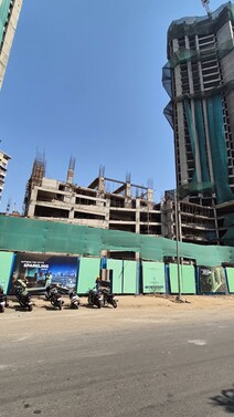 Nearby possession 
2bhk 3bhk and 4bhk flats
1.76cr onwards 