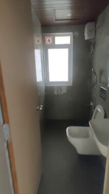 Pristine 2BHK | 700 sqft | Padmanabh Ashirwad CHS | Panchpakhadi | Brand New | Rent ₹45K Only!"