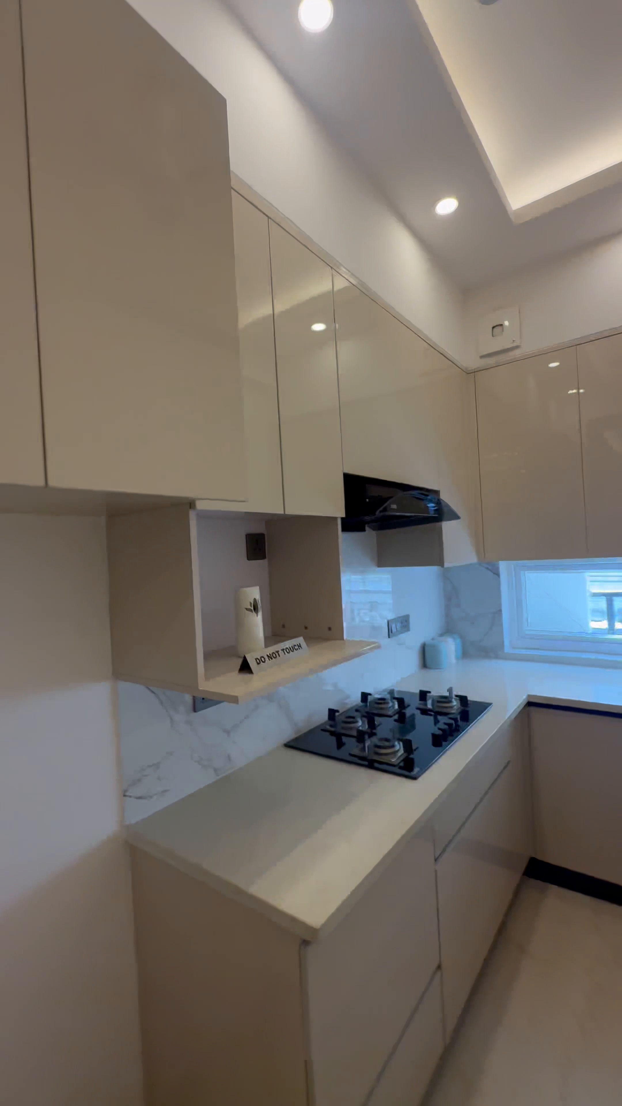 3 bhk ultra luxury ready to move floor at just 1.70 Cr 