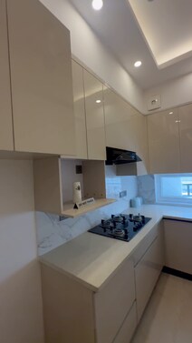 3 bhk ultra luxury ready to move floor at just 1.70 Cr 