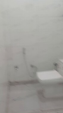 75 gaj 3 floor  independent house for sale in tulshi vihar govindpuram Ghaziabad 
Demand- 85 lac 