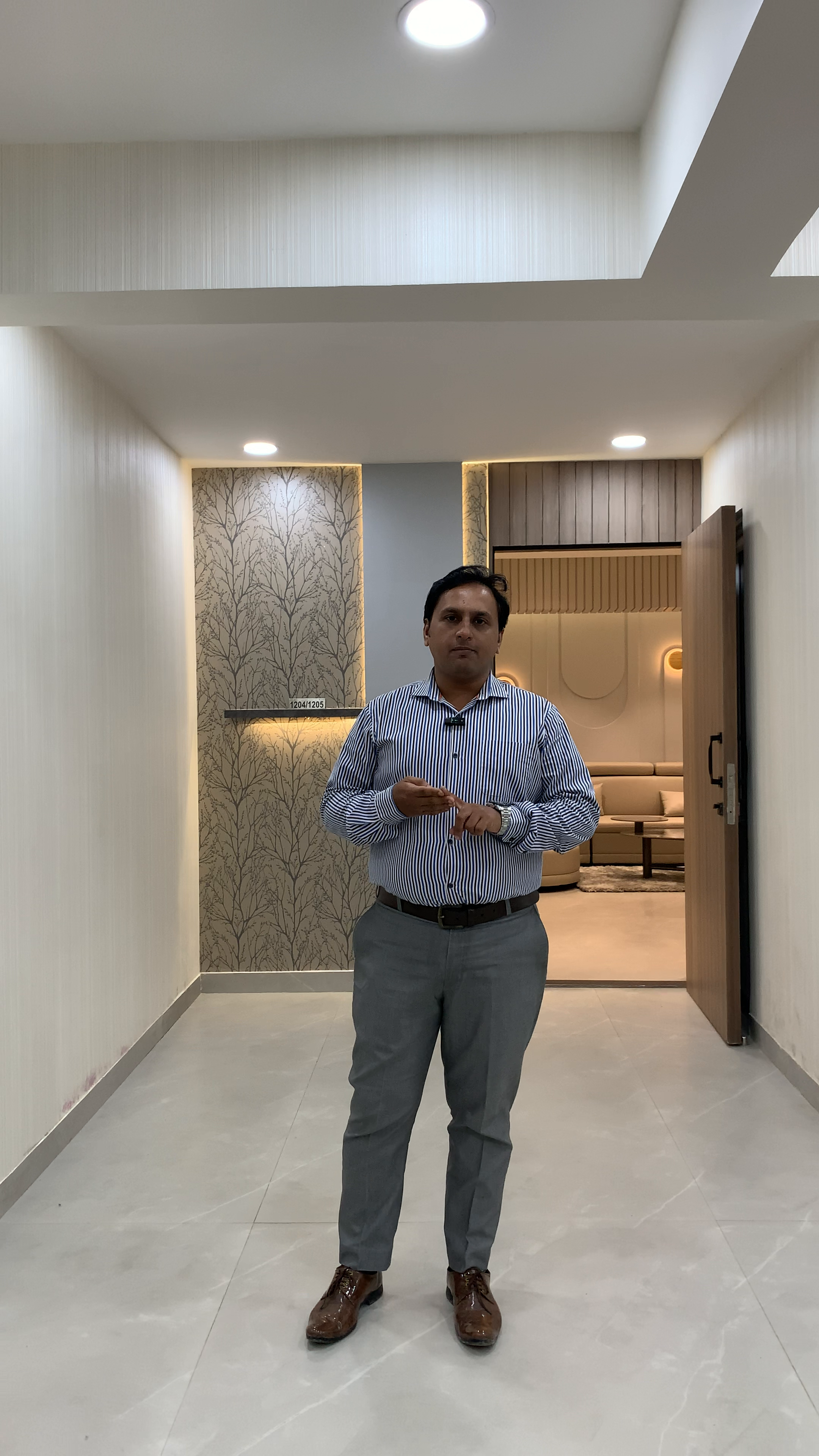 Freeze My Property introduces Sangam Nero CHS at Bandra east. Get 2 BHKs and 3 BHKs. Contact me.