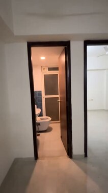 1 bhk Lodha Amara semi furnished for rent And sale
Rent 28k Sale price 68lakh
