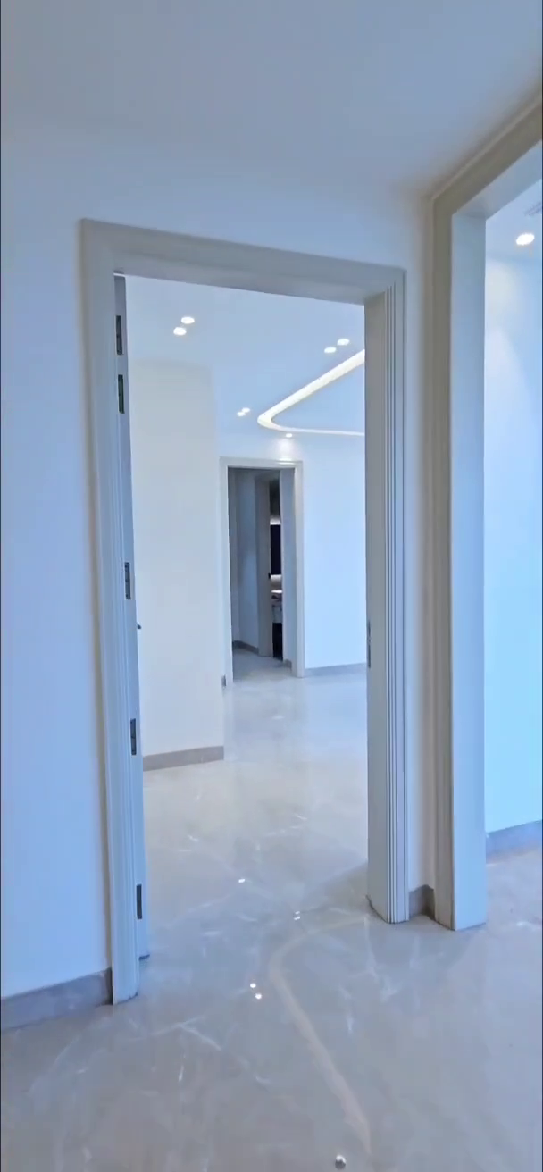 4BHK Luxury Builder Floor 
Sector 85 
Greater Faridabad 
Close To Market ,Schools or Hospital