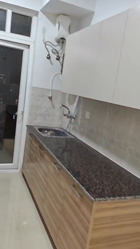 1675 sq ft ATS 3+1 For Rent , 42 k including maintenance,
 luxury apartment Near Gaur city mall