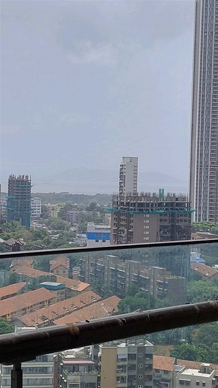 Avighna One Avighna Park Lower Parel, Mumbai Price List, Floor