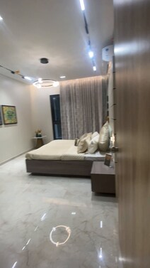 THE BALMORAL RIVERSIDE, Balewadi
3 & 4 Bhk residences
Steeped in luxury with a serene river view.