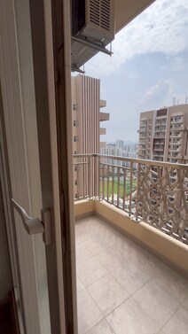 Explore Luxurious 3BHK Living at Ivy County, Sector 75 Noida | Modern Comforts & Prime Location
