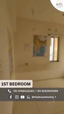 Configuration: 3BHK
Flat Details:
Area: 1200sf