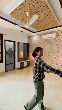 5 Bhk Independent house 🏠 
Size 200 sq yard @ demand 1.85Cr Sec-123 AirPort Road 🛣️ Mohali 
 
