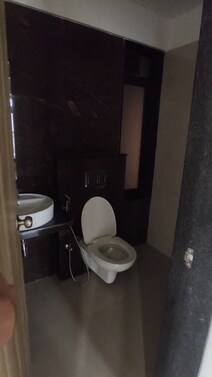 This is a MICL monteverde 2bhk flat in dahisar you will intrest call me 
