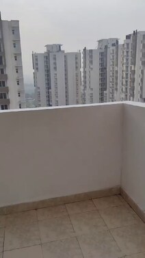 1145sqft
