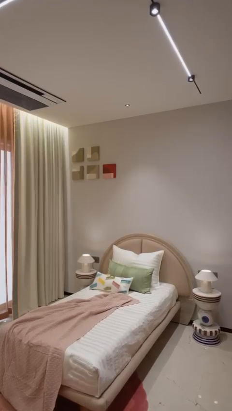 Master piece location n project visit once n experience the property 