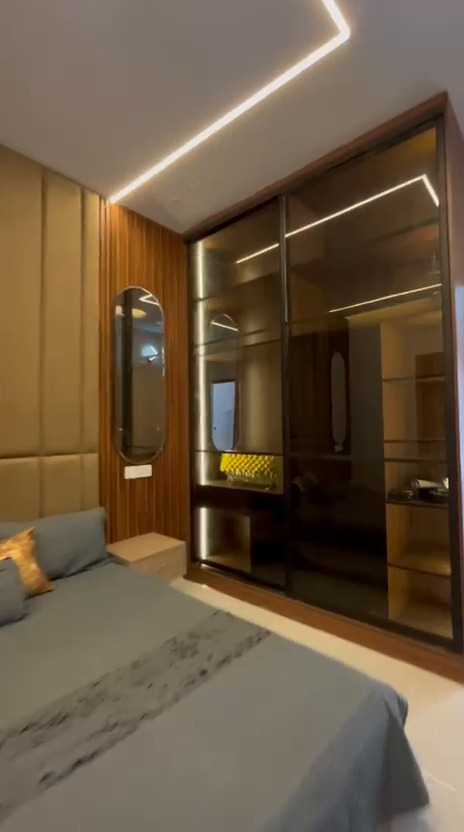 LUXURY 2BHK FLAT
READY TO MOVE 
NEAR BY MALL ,COLLEGE, SCHOOL, CINEPOLIS, ALL BRANDS OUTLET,